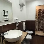Hotel Iris