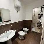 Iris Hotel 3*