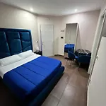 Iris Hotel 3*