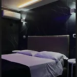 Iris Hotel 3*
