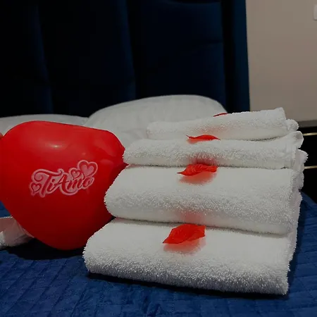 Iris Hotel Varcaturo