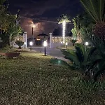 Iris Hotel