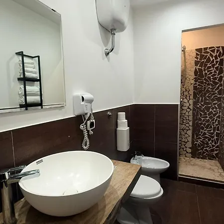 Hotel Iris