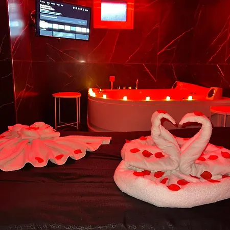 Iris Hotel Varcaturo